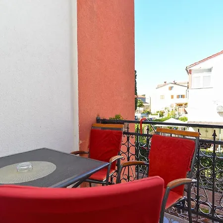 Apartment Fuer 4 Personen Ca 49 Qm In Rovinj, Istrien Istrische Riviera *